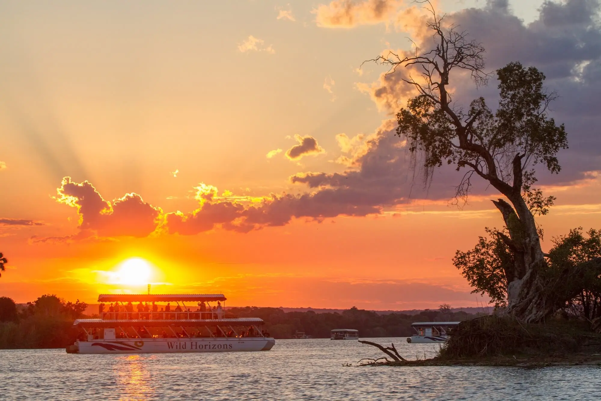 4days-vicfalls-getaway (3) 4days-vicfalls-getaway (3)