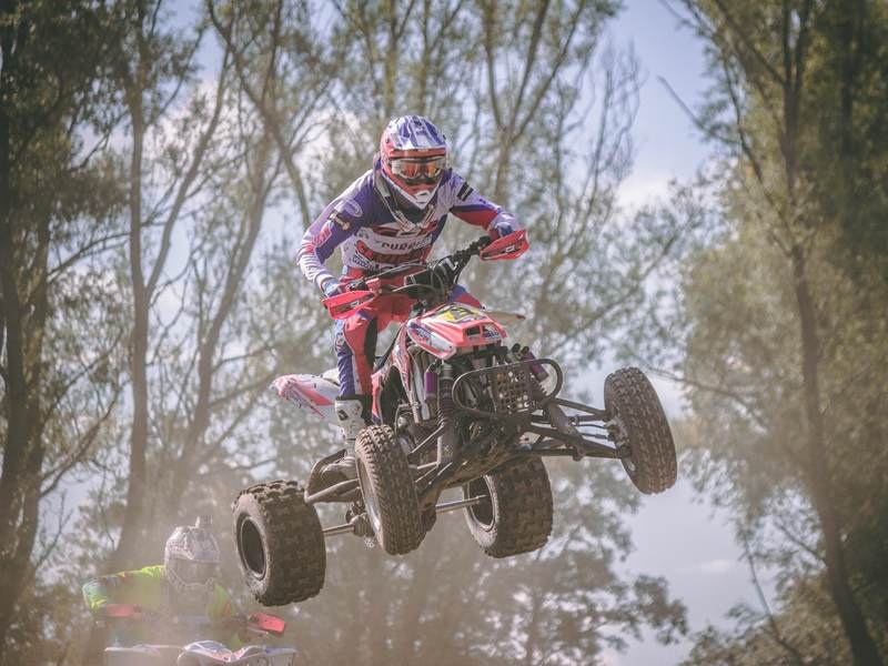 quad biking in victroia falls