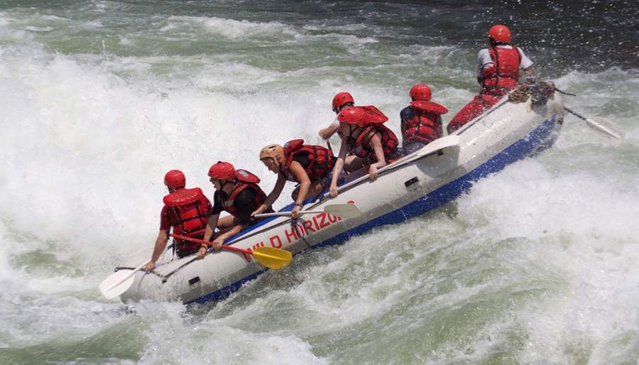 what is the best time to visit victoria falls